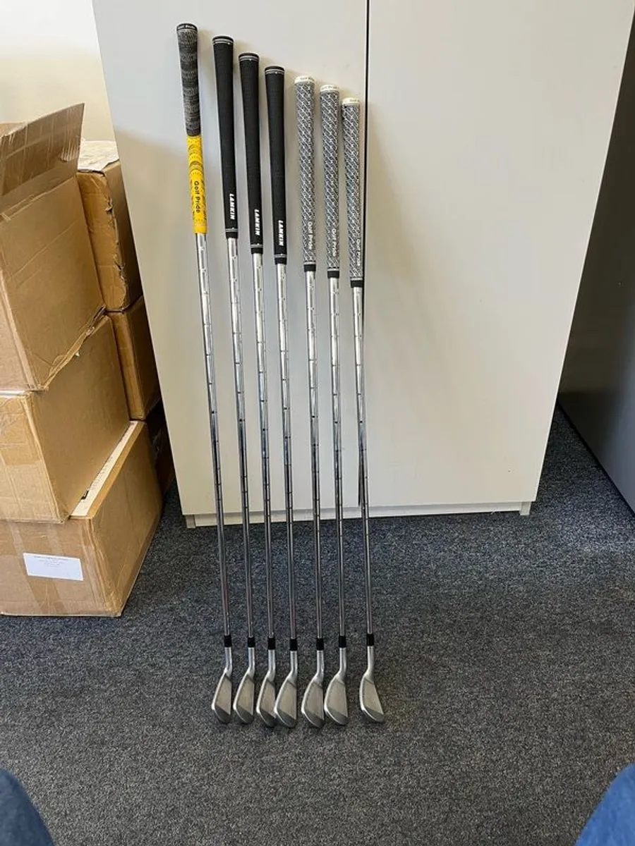 Mizuno JPX 919 Tour Irons - Image 1