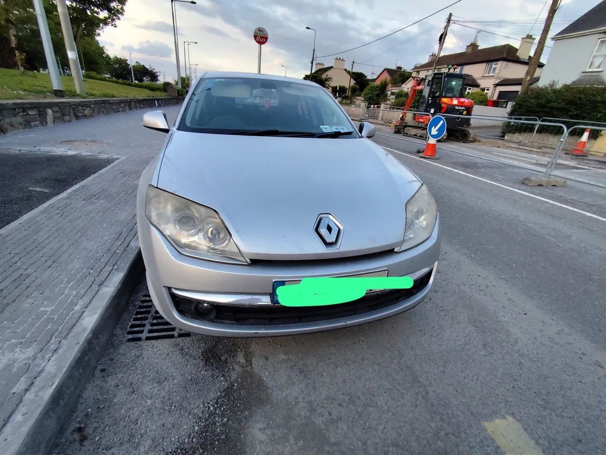 Renault Laguna 2009 - Image 2