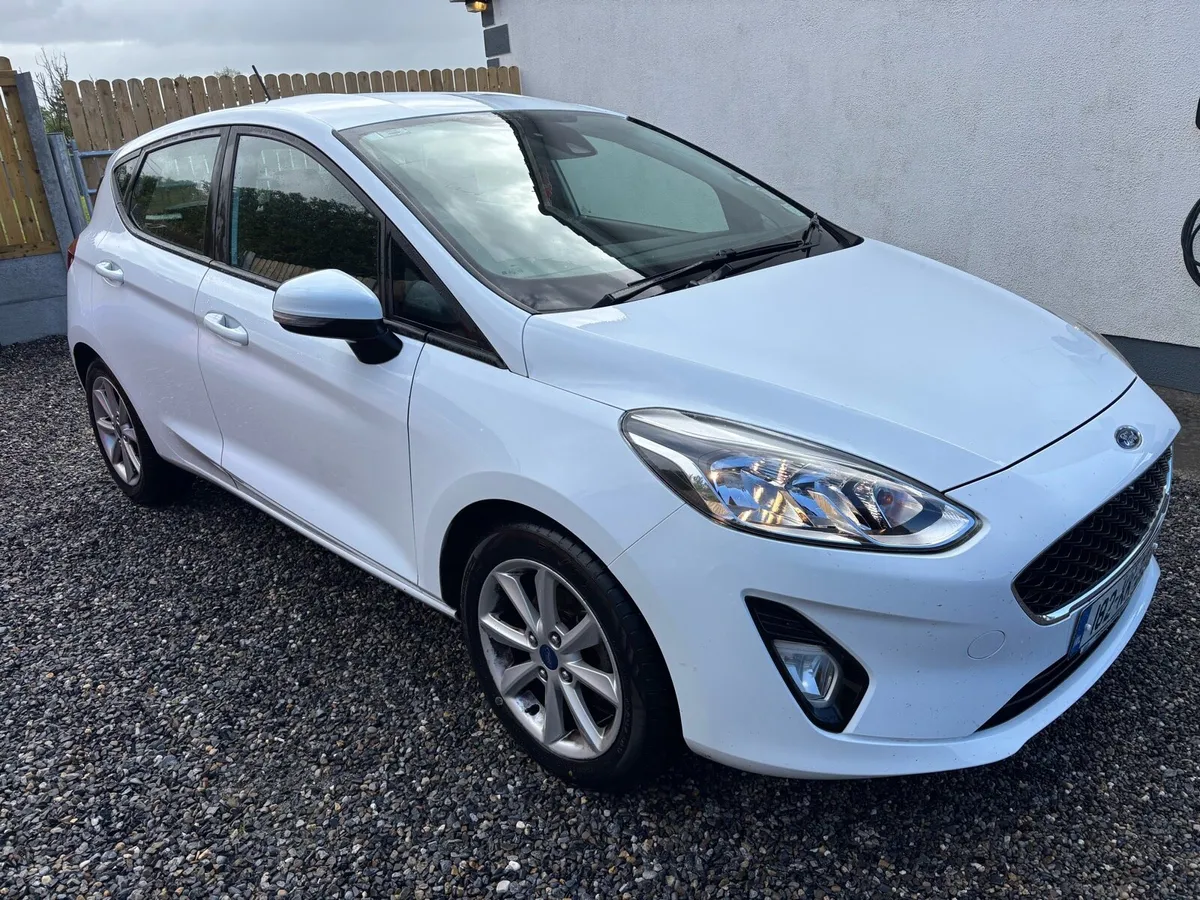 Ford fiesta - Image 2