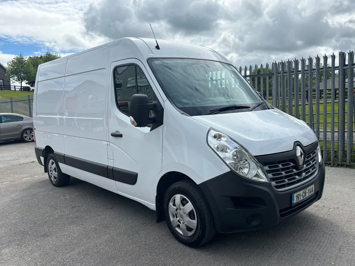 2019 Renault Master Van - MWB - Image 1