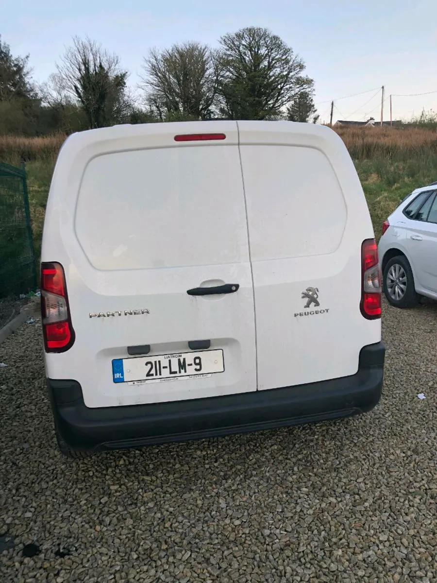 Peugeot Partner - Image 1