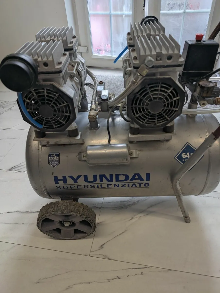 Air Compressor Twin Motor 3hp Silent Hyundai