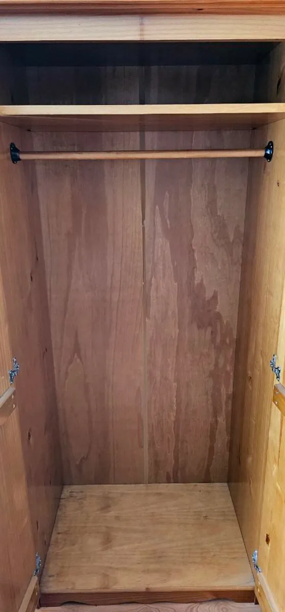 2 door wardrobe - Image 2