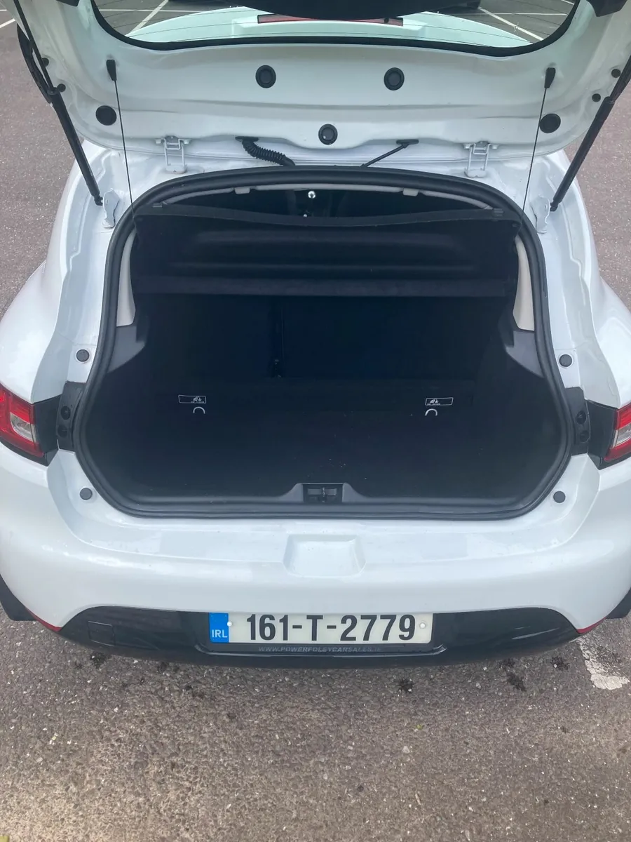 Renault Clio 2016 - Image 4