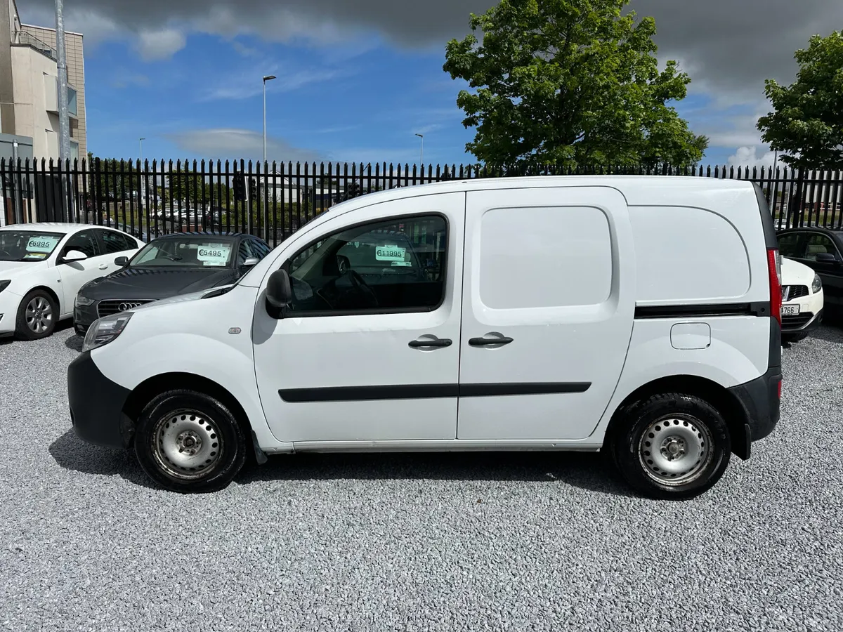 2018 (181) Renault Kangoo 1.5 DCI Ml Energy 75 - Image 4