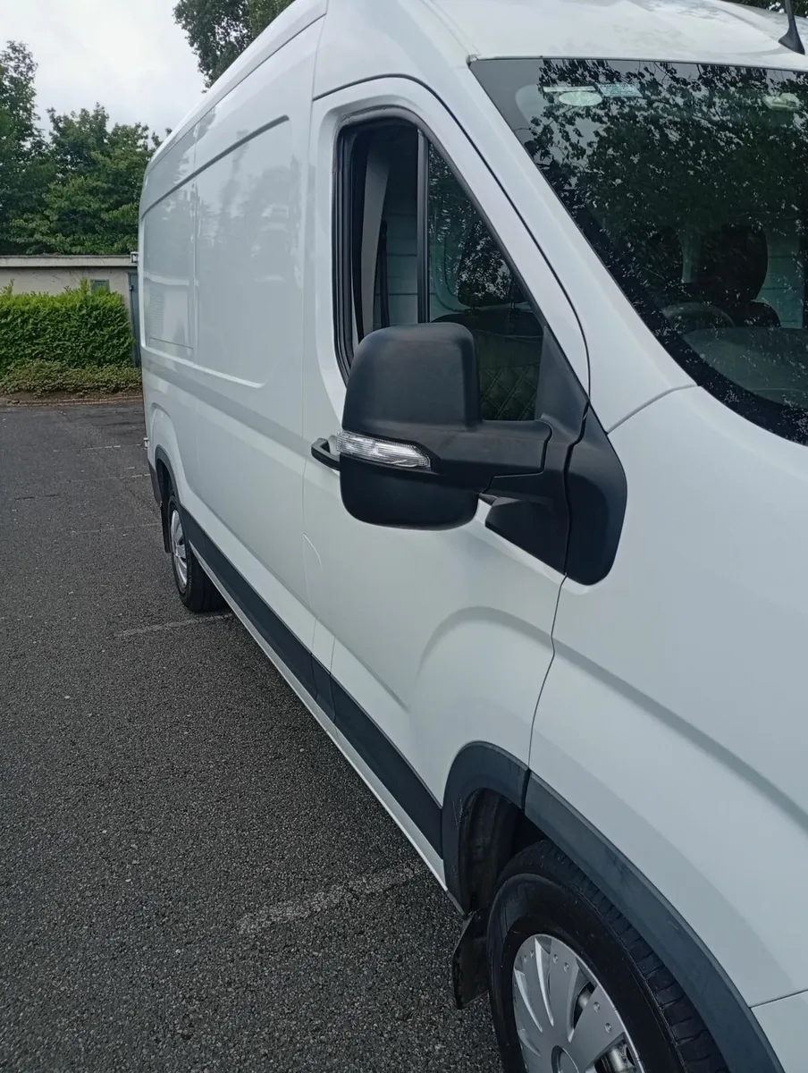 Maxus DELIVER 9 2022 - Image 4
