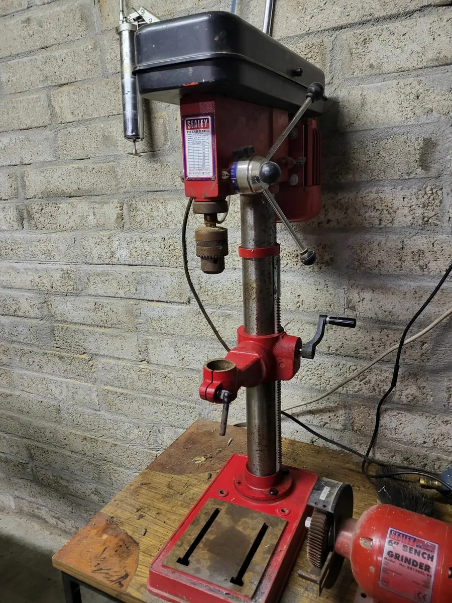 pillar drill - Image 1