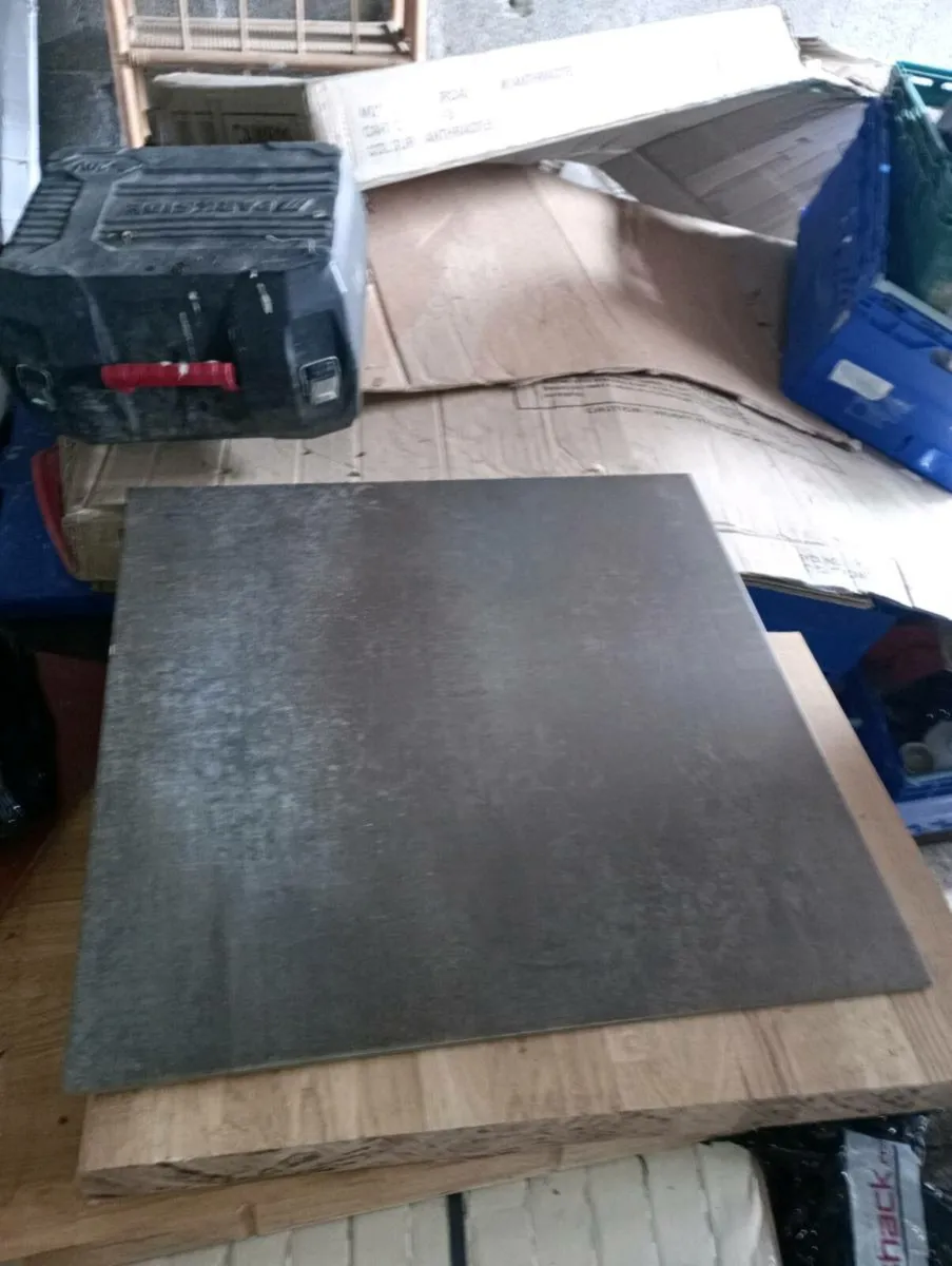 Obra grafite tiles - Image 1
