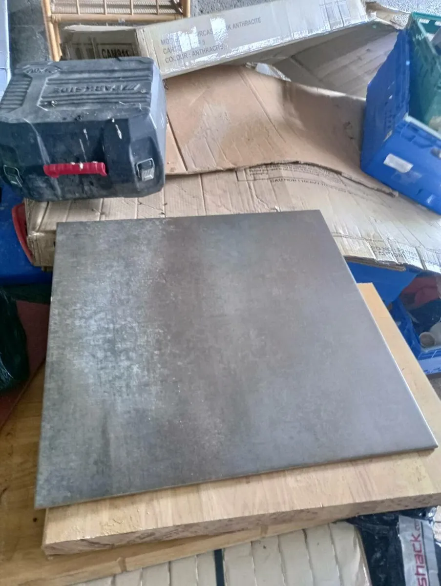 Obra grafite tiles - Image 2