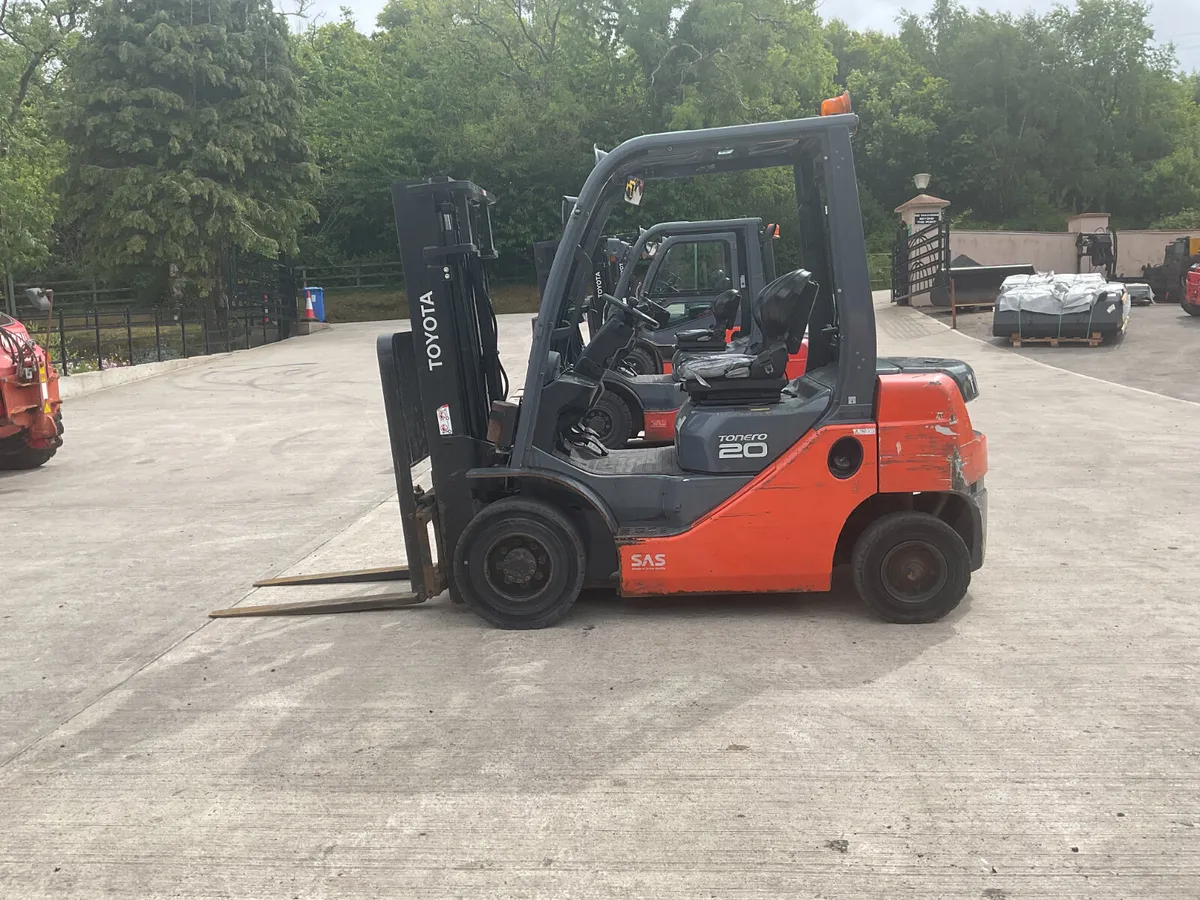 Toyota Forklift 02-8FDF20 - Image 1