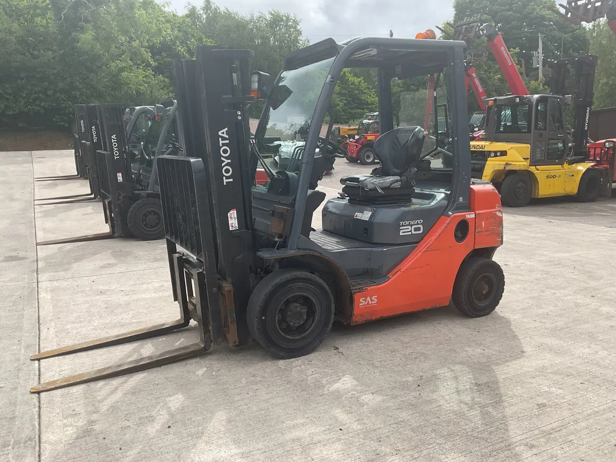 Toyota Forklift 02-8FDF20 - Image 2