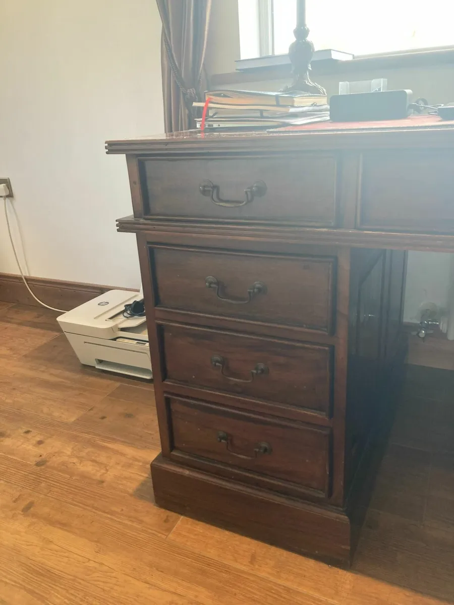 Office Desk - Image 3
