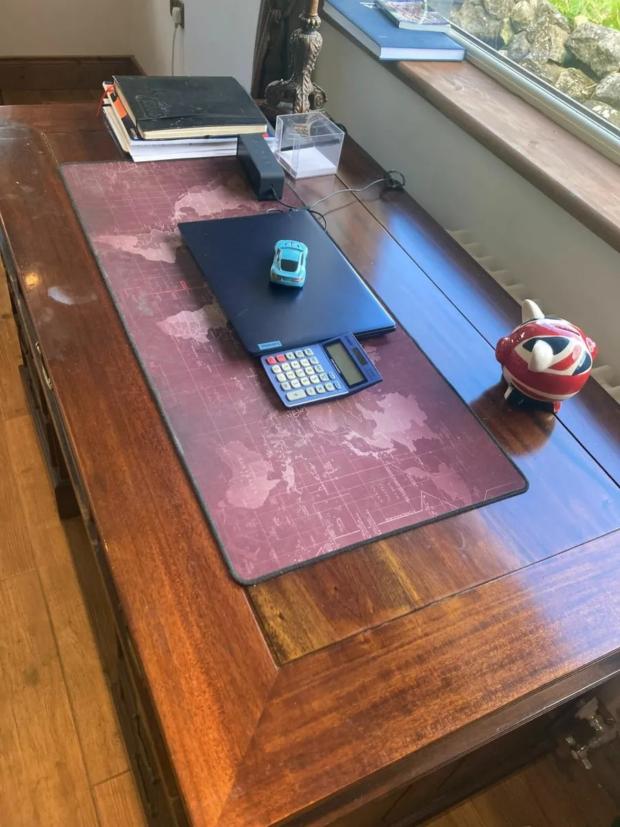 Office Desk - Image 4