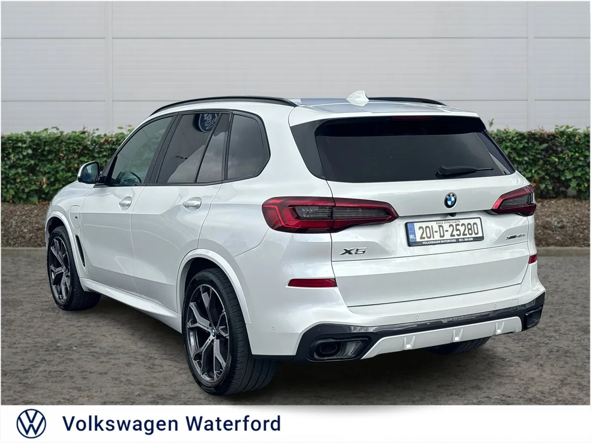 BMW X5 45e XDrive Msport *HUGE SPEC* - Image 3