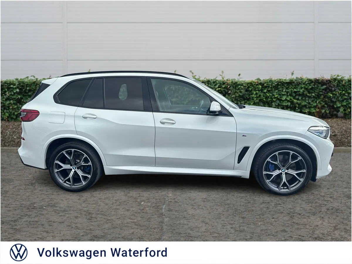 BMW X5 45e XDrive Msport *HUGE SPEC* - Image 4