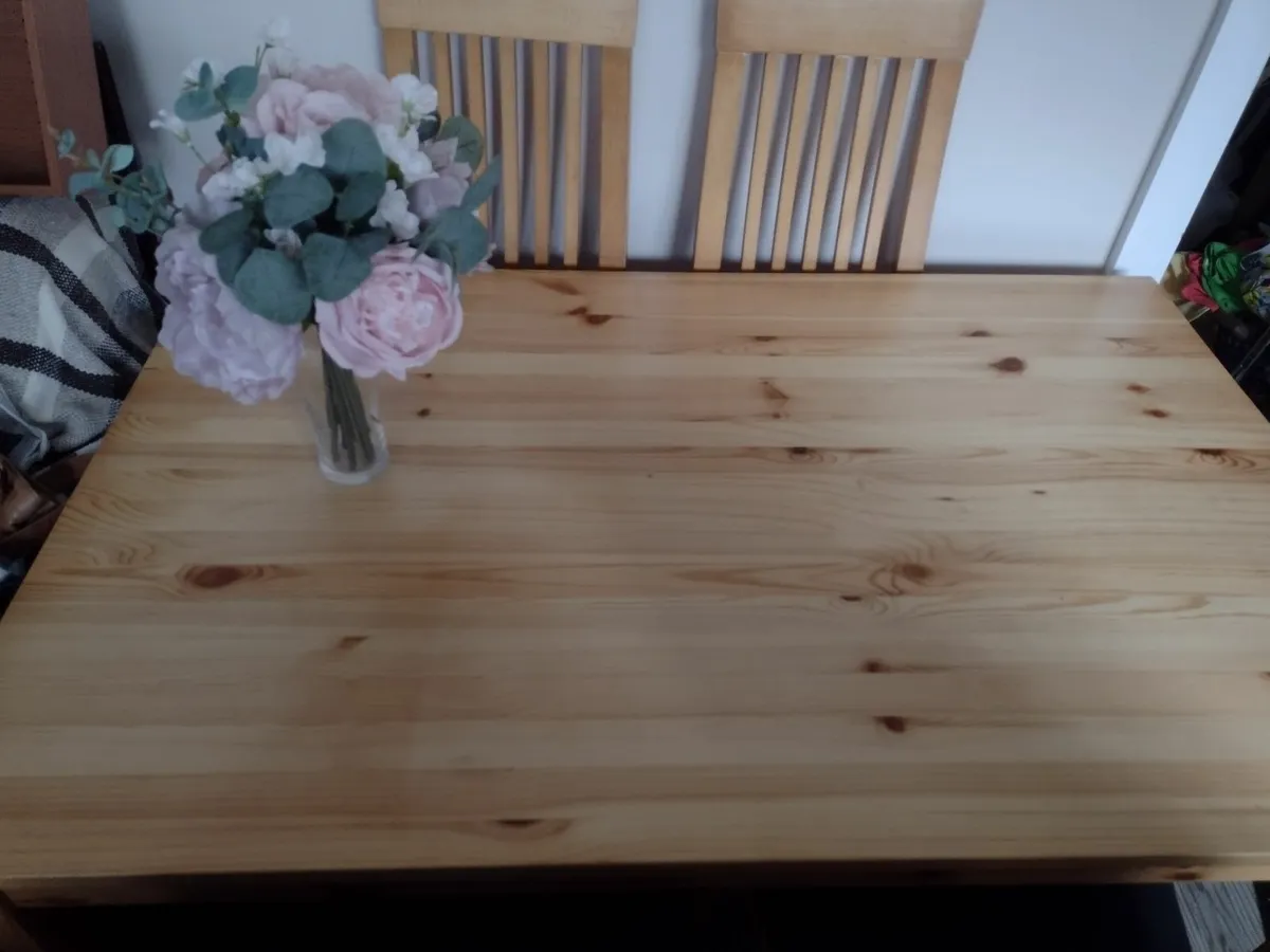 Solid wood kitchen table - Image 2