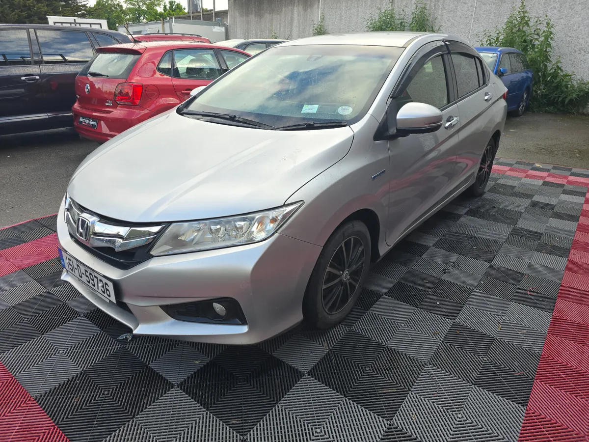 2015 HONDA GRACE AUTO NCT 07/26 - Image 3