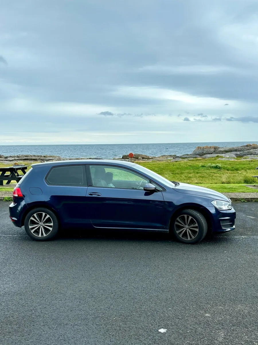 Volkswagen Golf 1.4 TFSI Bluemotion - Sport Style - Image 1