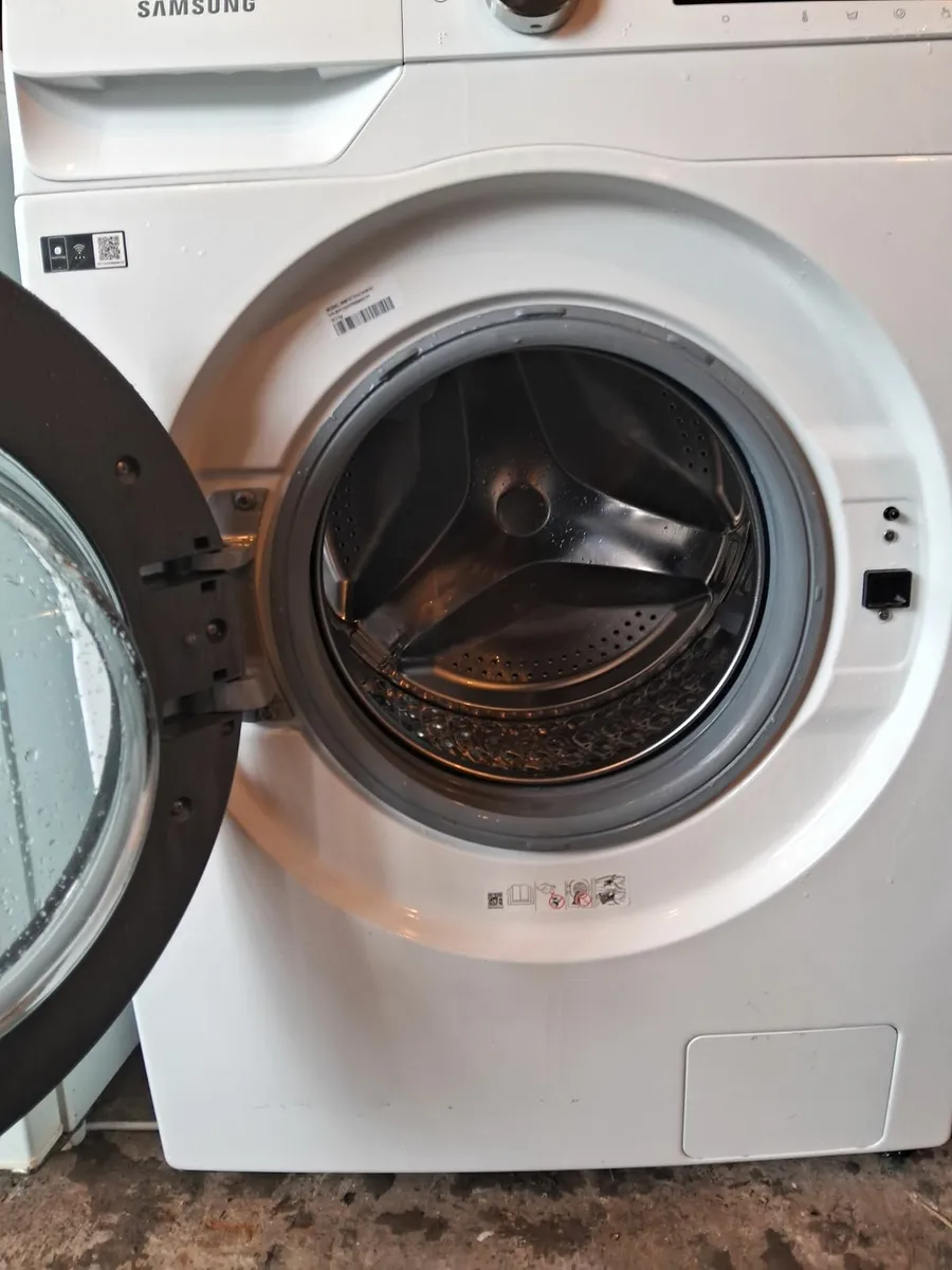10KG SAMSUNG WASHI MACHINE FOR SALE - Image 4