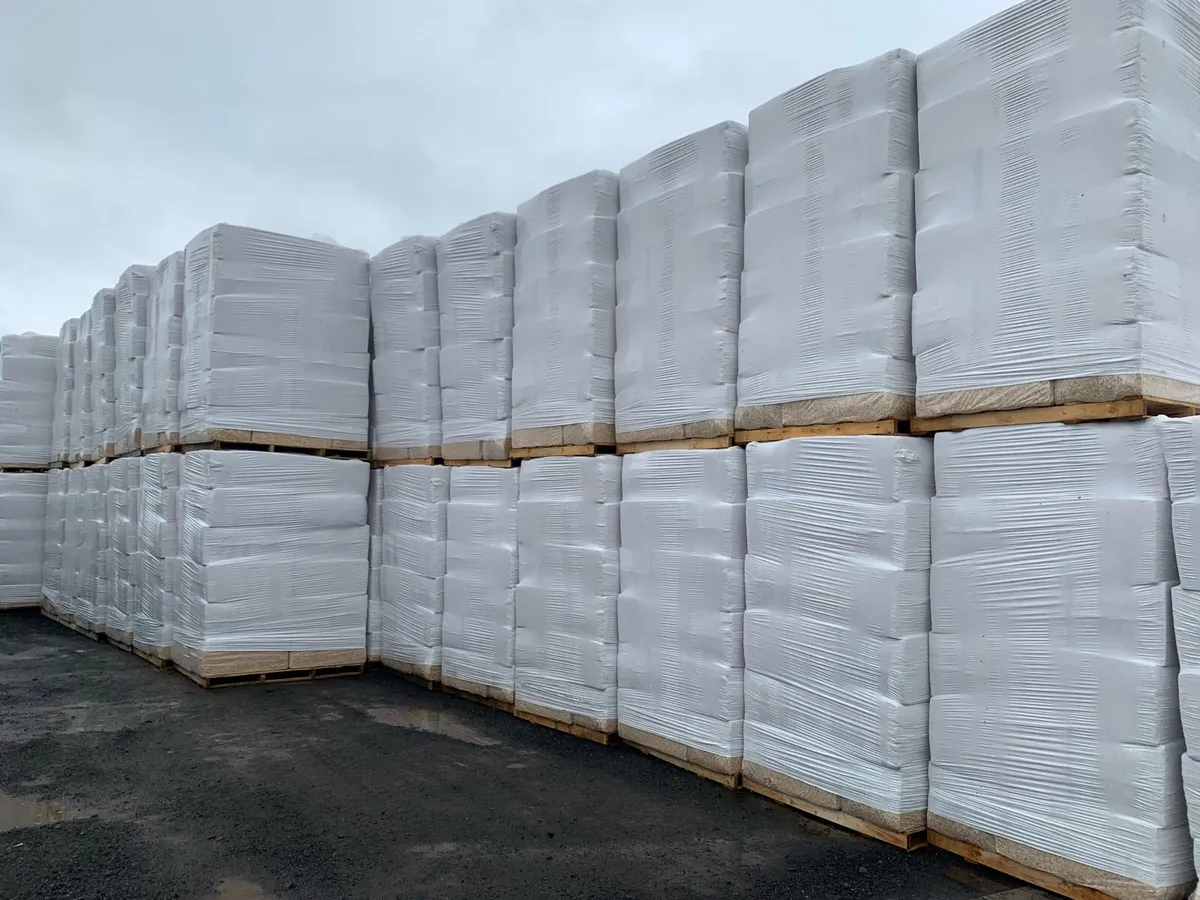 Kiln Dried Whitewood Baled Shavings - Image 3