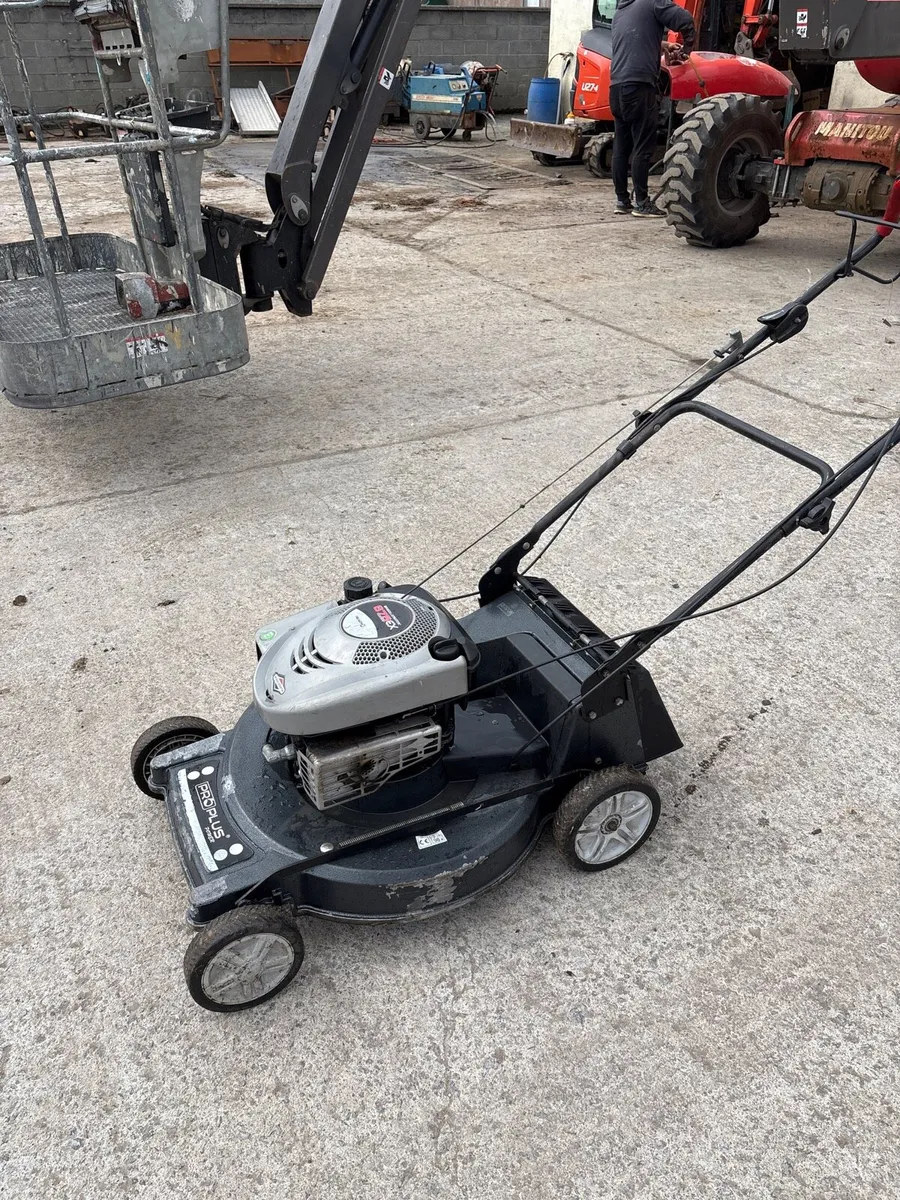 B+S Power Drive Lawnmower - Image 2