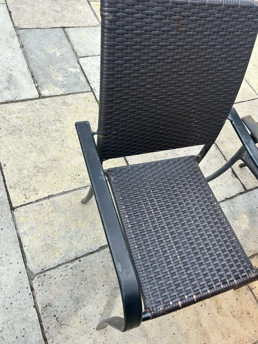 Free Garden furniture 6 seater - Image 2