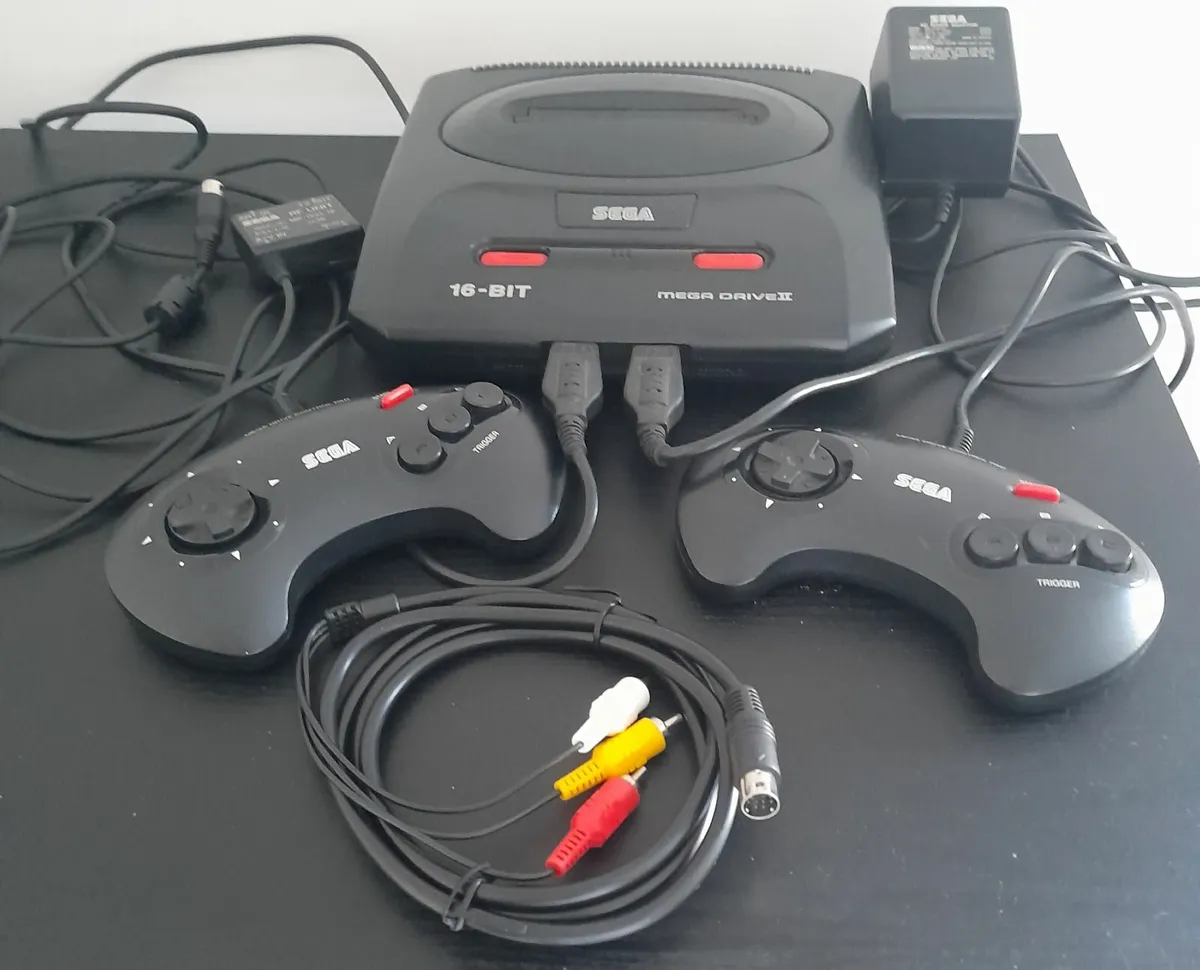 Retro Sega Megadrive 2 Console made in 80s - Image 3