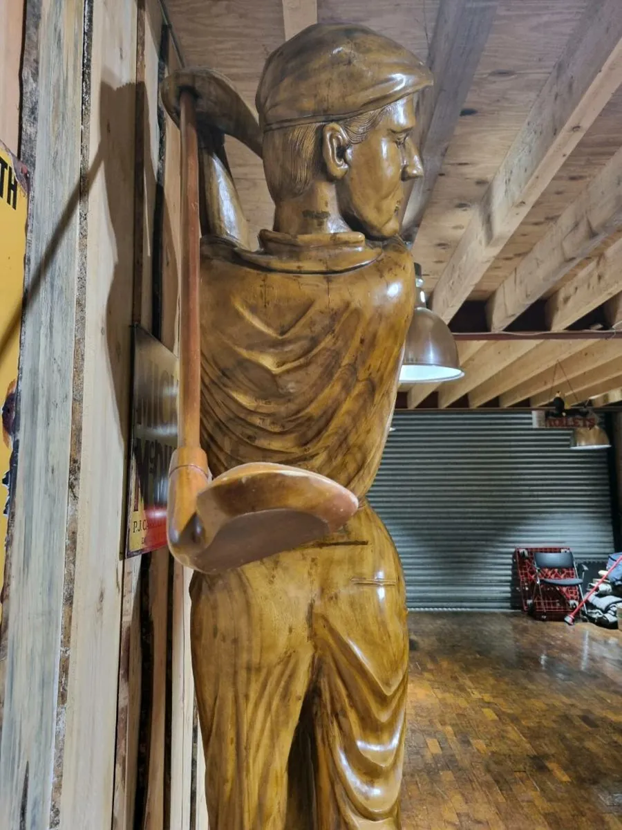 Larger Than Life Teak Golfer (8'3" Tall) - Image 4