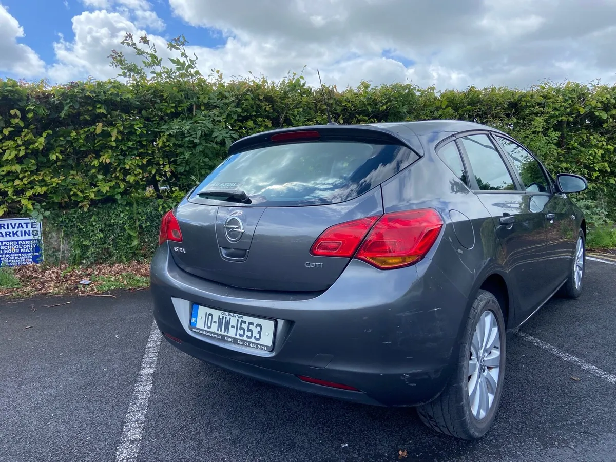 Opel Astra 1.7 CDTI 110PS - Image 3