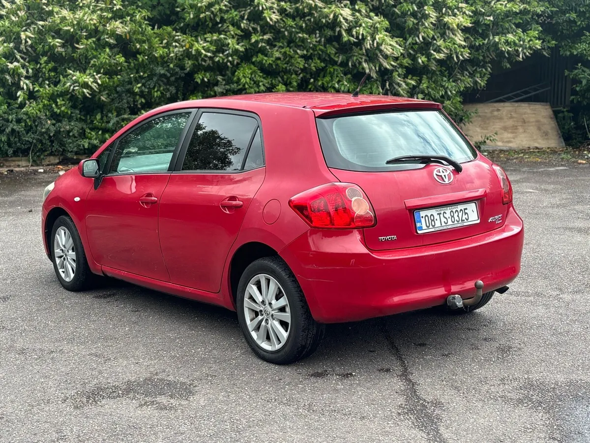 Toyota Auris 2.0 Diesel - Image 3