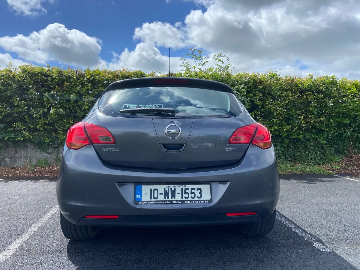 Opel Astra 1.7 CDTI 110PS - Image 4