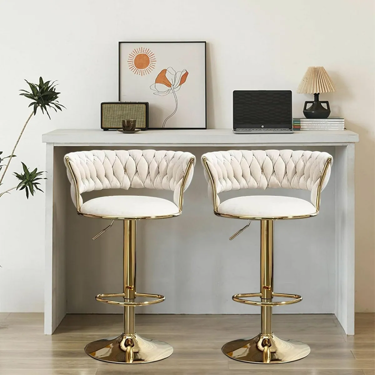 4 swivel bar stools - Image 2