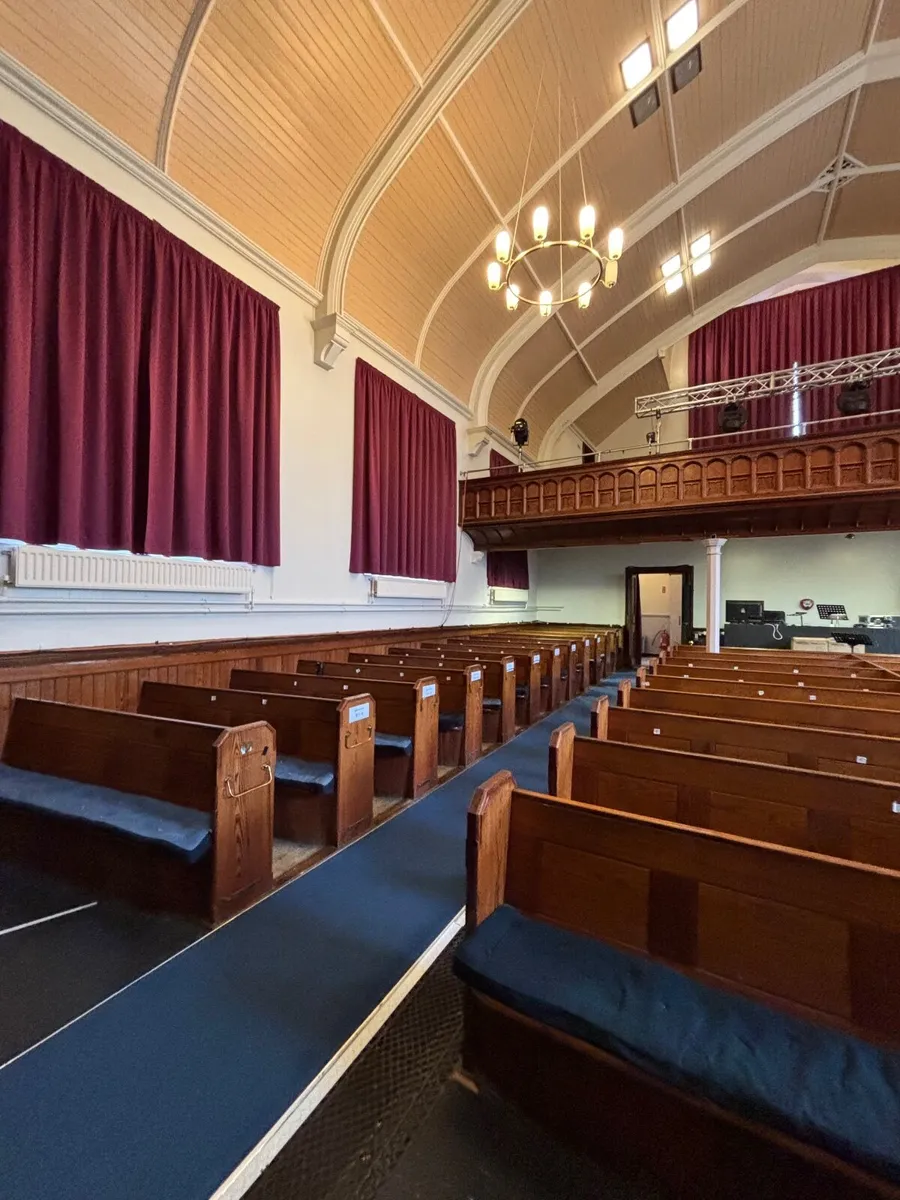Church pews for sale - Image 3