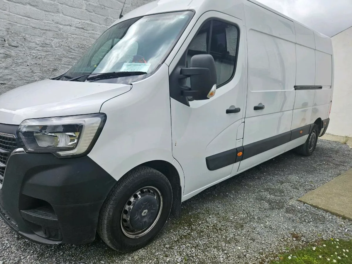 Renault Master LWB - Image 1