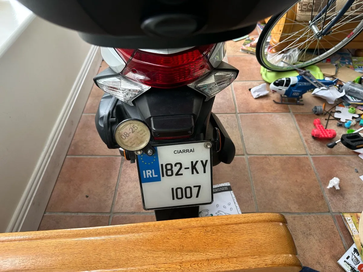 Honda Vision 50 cc - Image 2