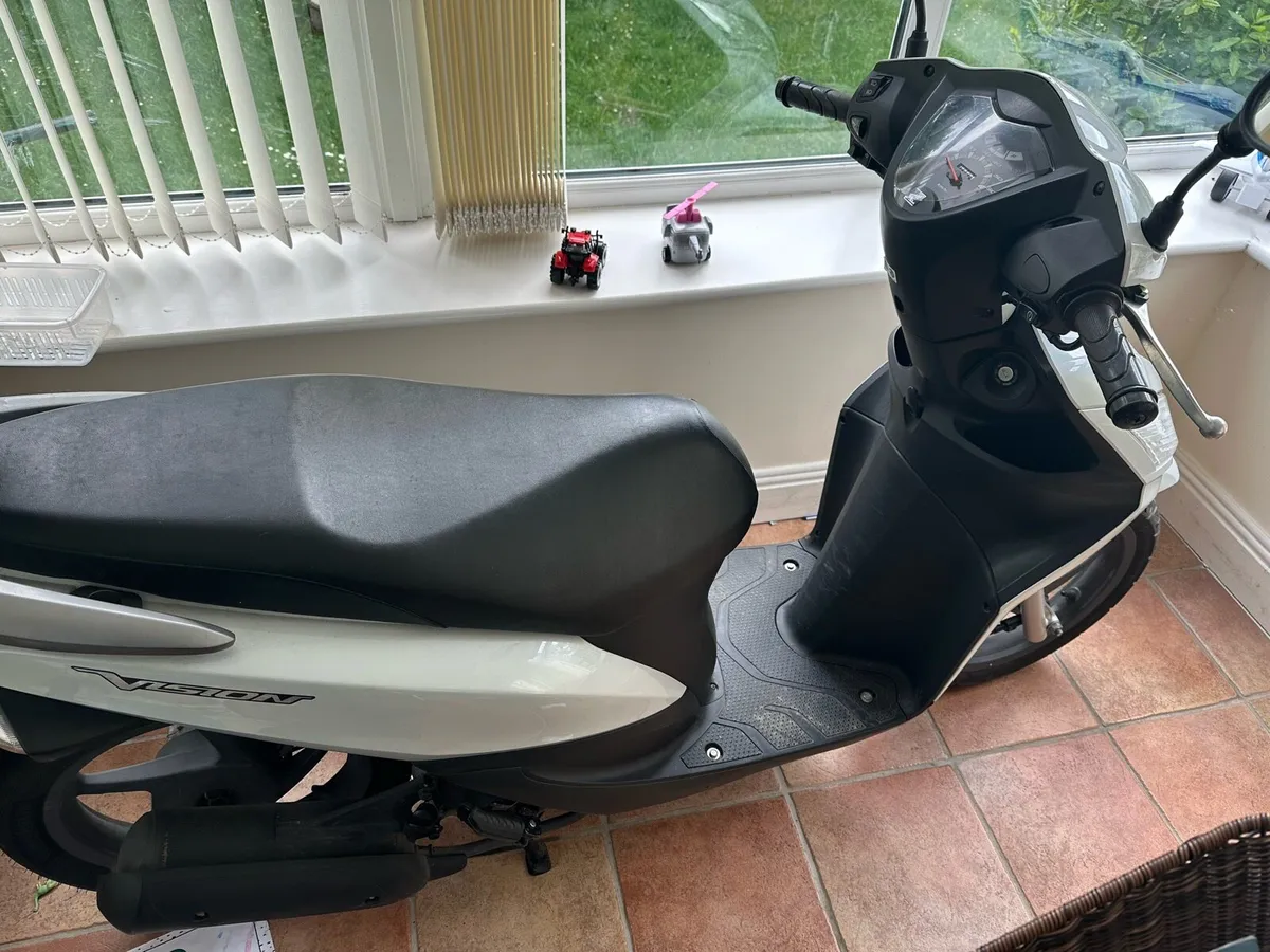 Honda Vision 50 cc - Image 3