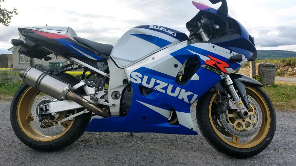 Suzuki gsxr k1 750 - Image 3