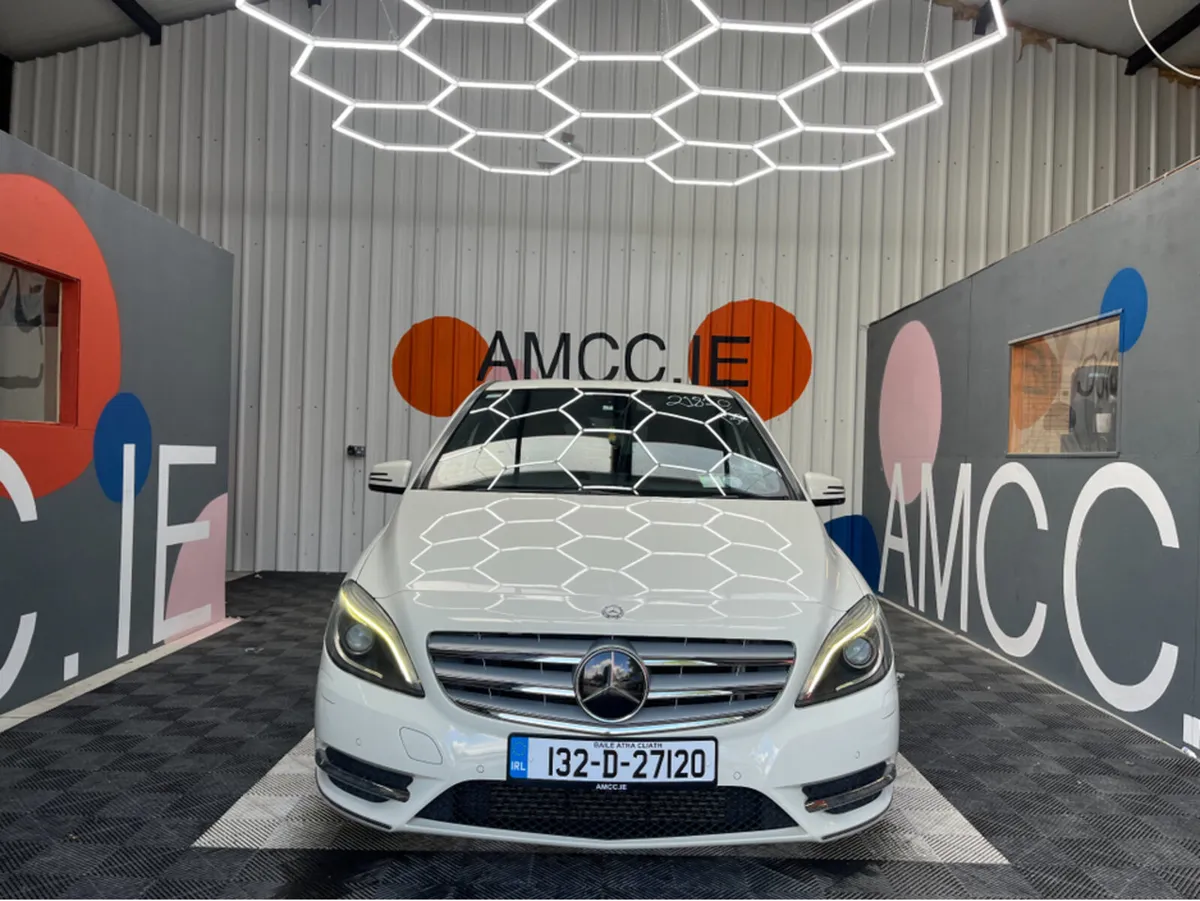 Mercedes-Benz B-Class B180 / 67k KMs / HEATED SEAS - Image 2