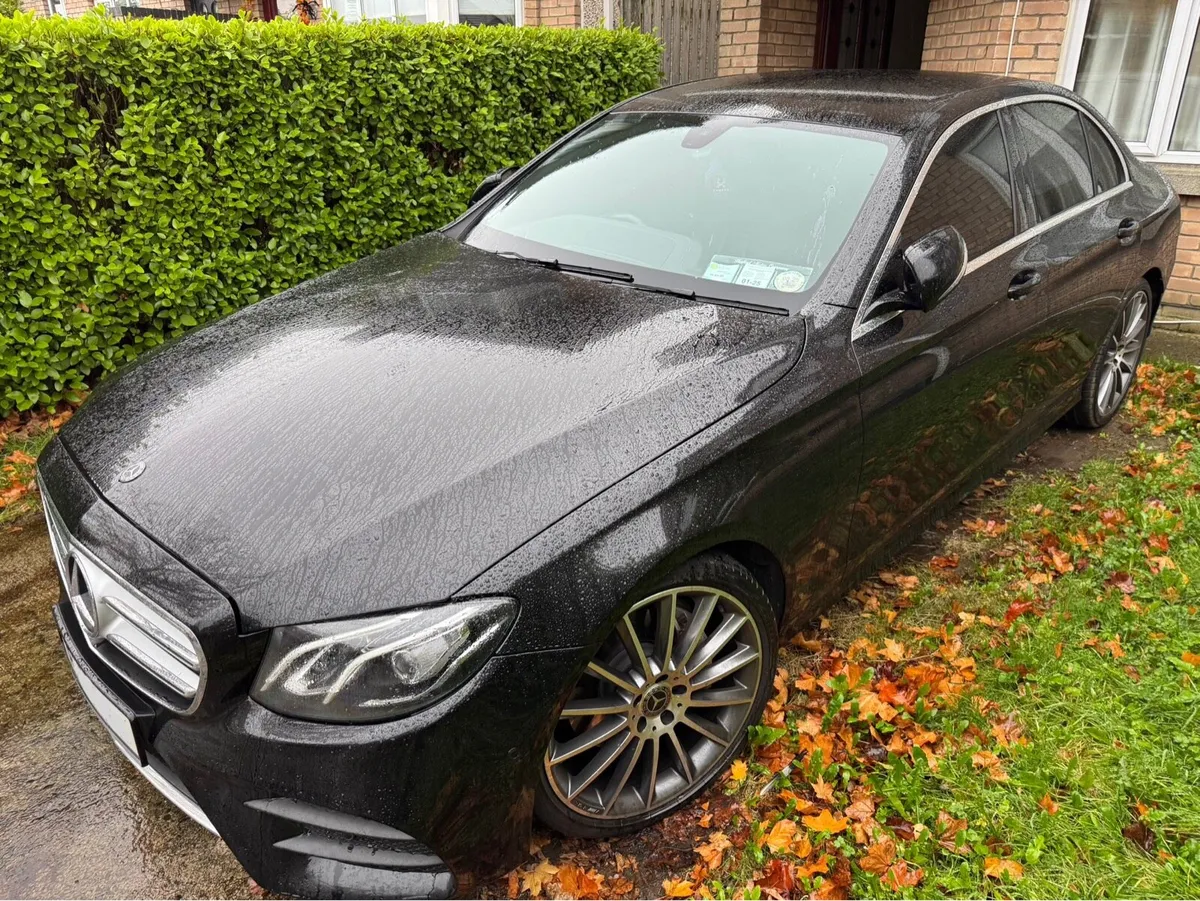 2018 Mercedes-Benz E220 D AMG Line - Image 3
