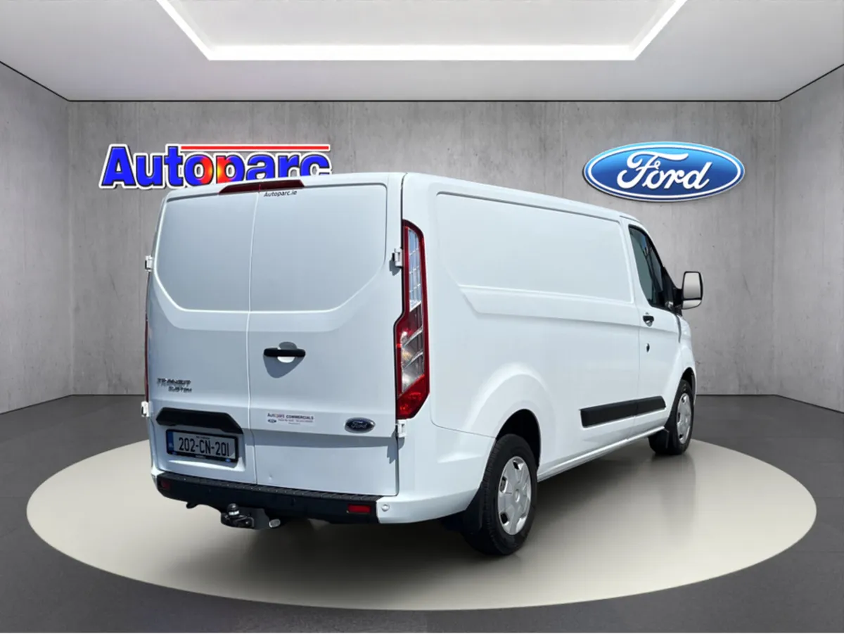 Ford Transit Custom 300 LWB TREND 2 2.0 130 3 - Image 2