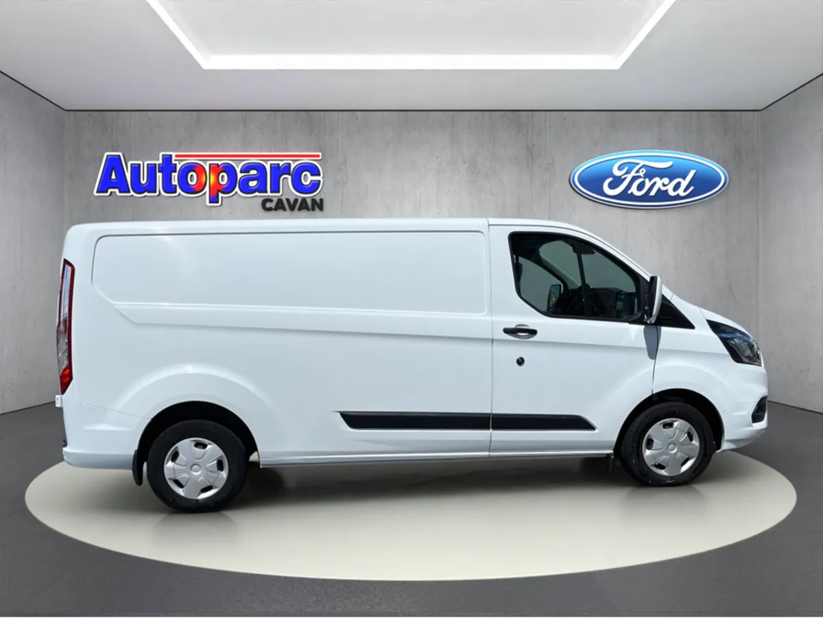 Ford Transit Custom 300 LWB TREND 2 2.0 130 3 - Image 3