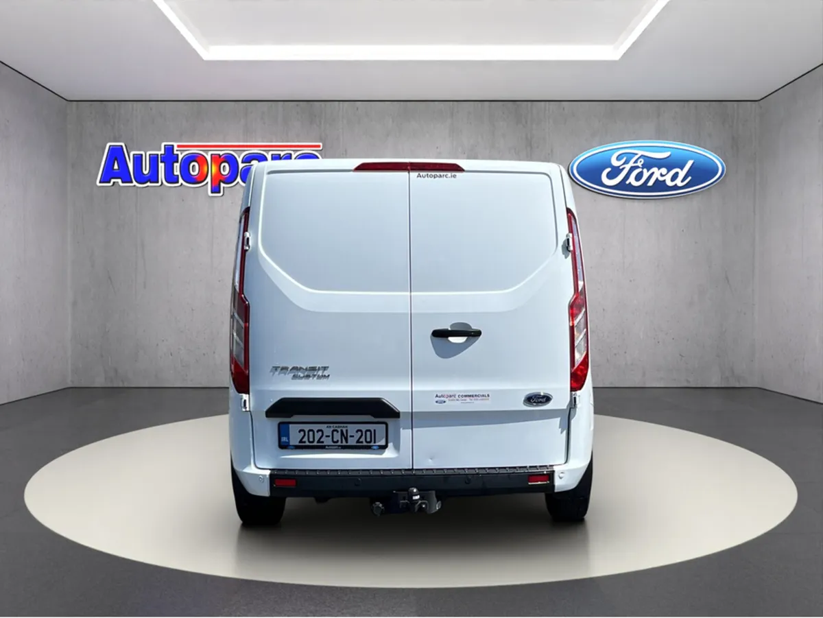 Ford Transit Custom 300 LWB TREND 2 2.0 130 3 - Image 4