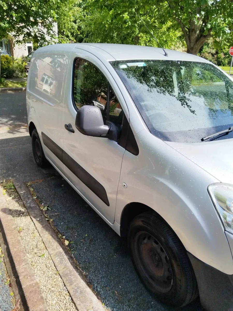 Pegeout partner - Image 1