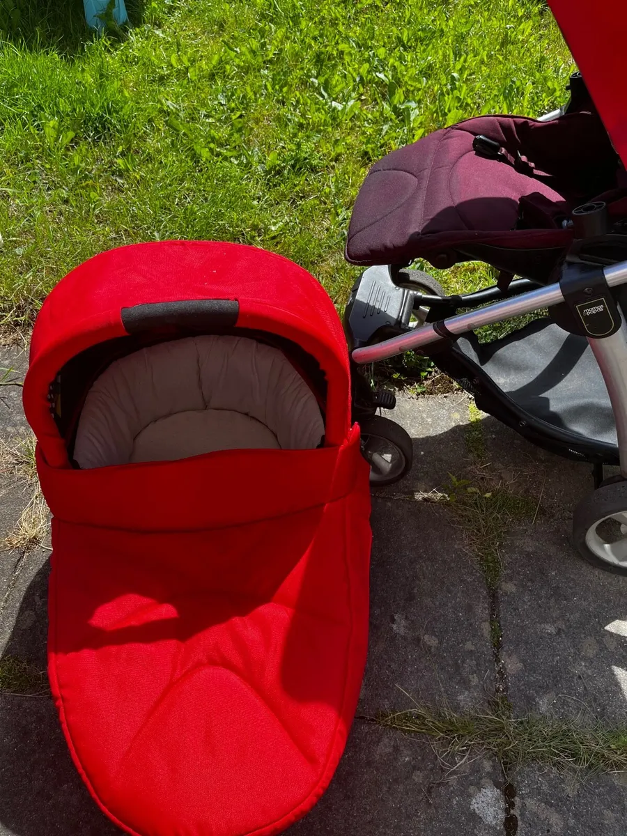 Mamas Papas travel system. - Image 4
