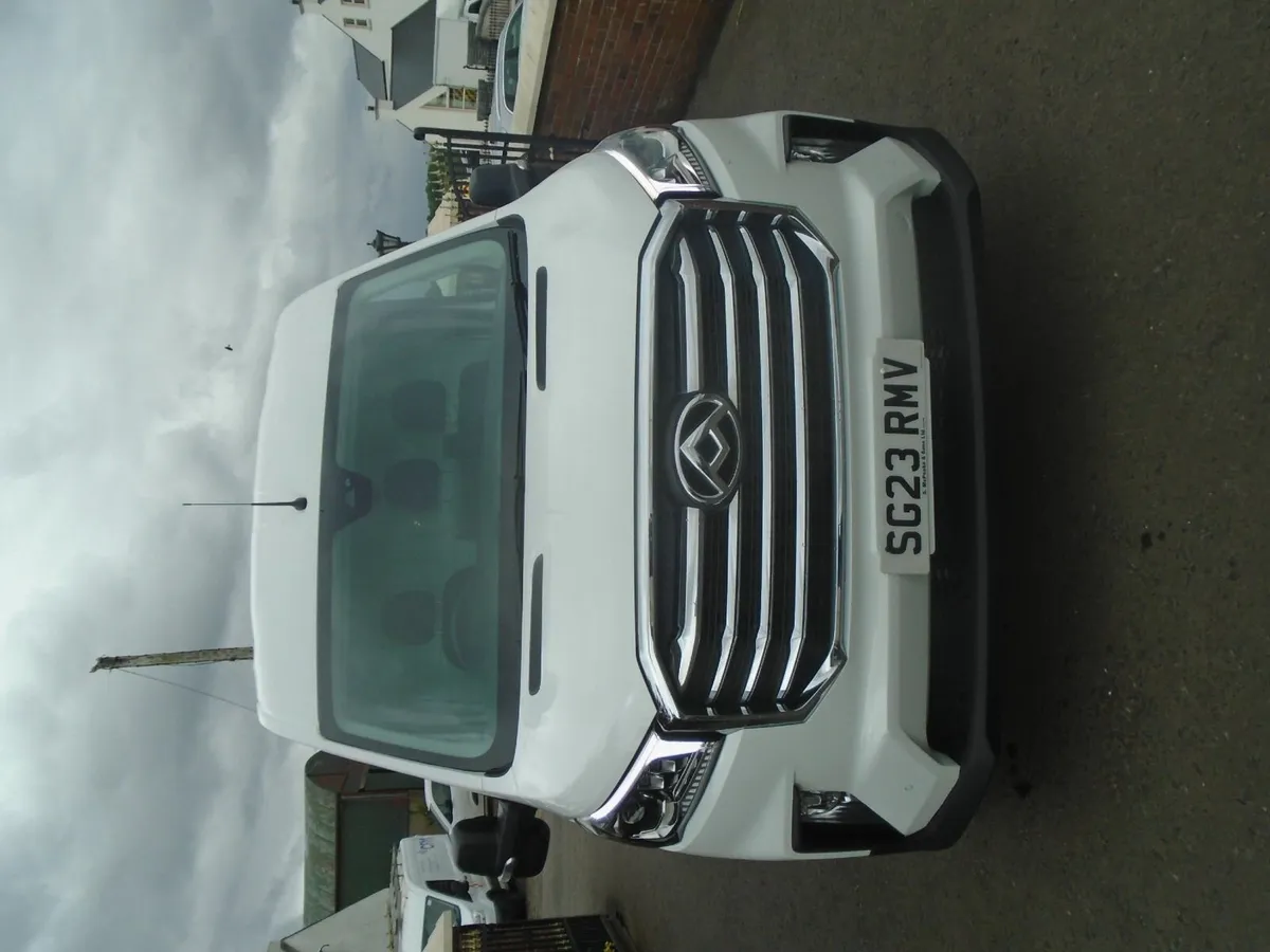2023 Maxus DELIVER 9 LUX 150HP. - Image 2
