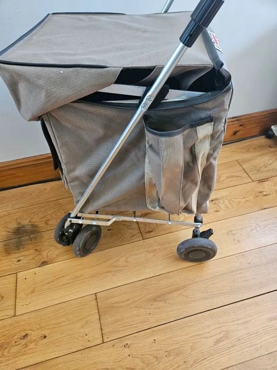 Shopping trolley - Image 2