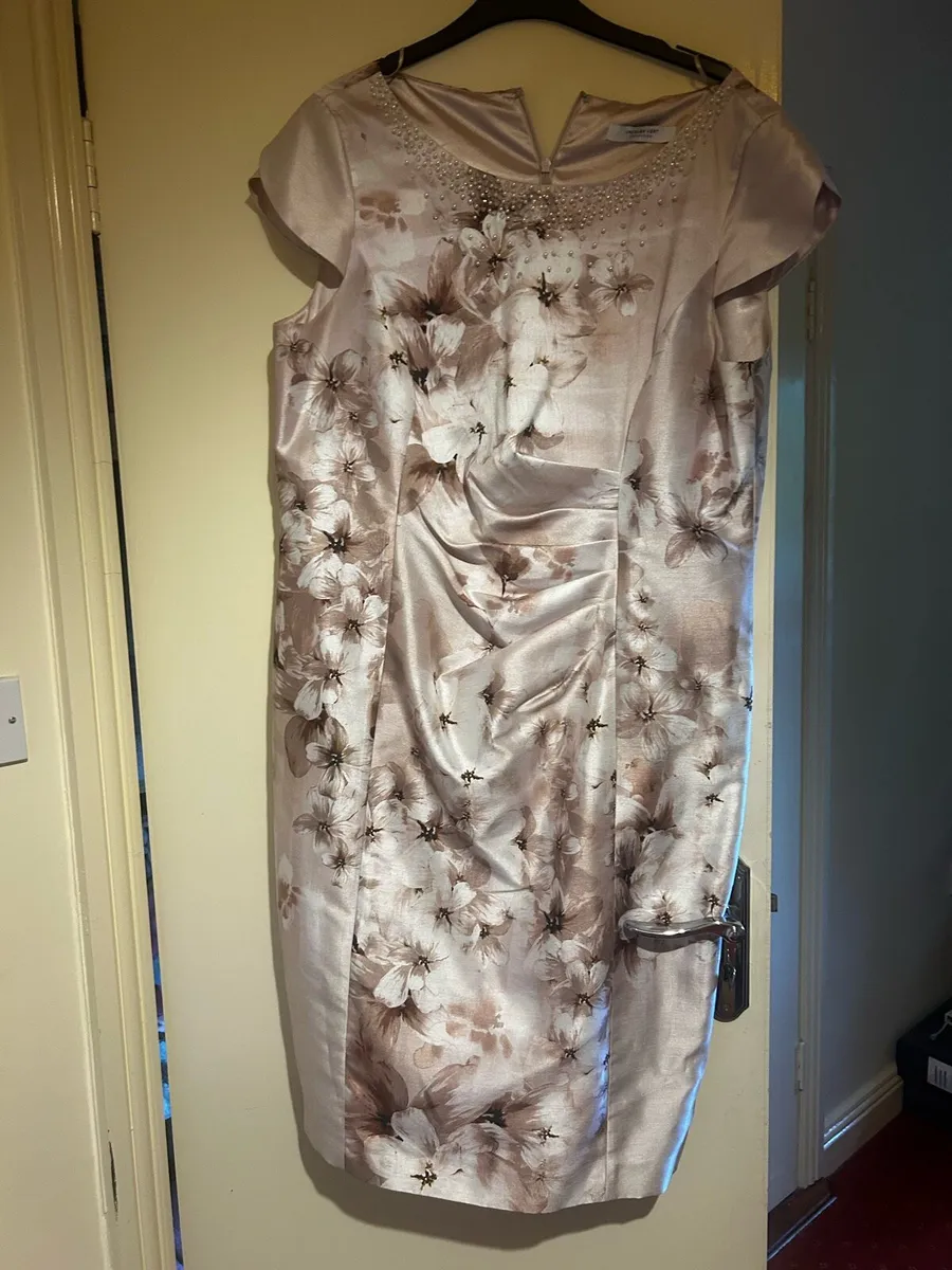 Mother of the Bride Outfit - Image 2