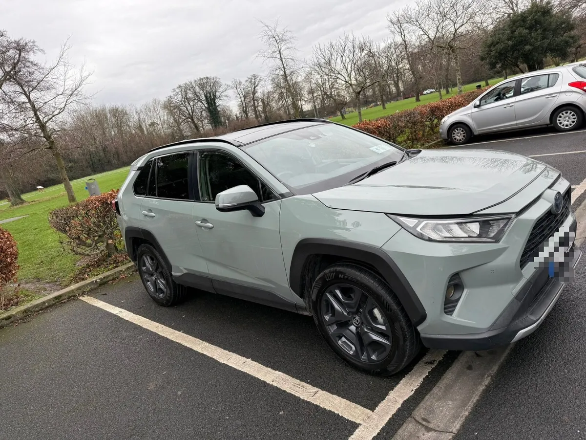 Toyota RAV4 2022 - Image 3