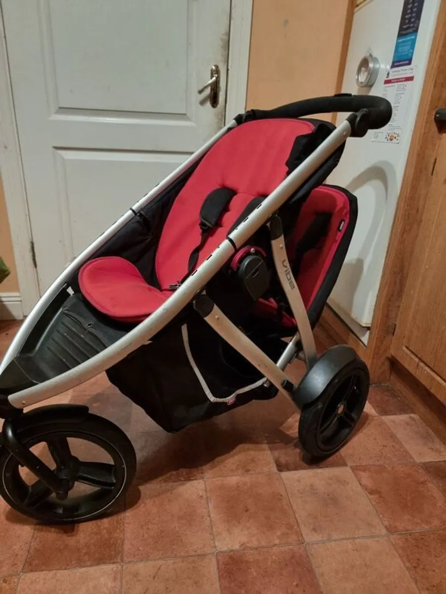 phil n teds double buggy - Image 1