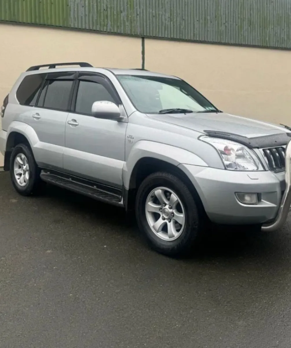 Landcruiser lc5 breaking engine there